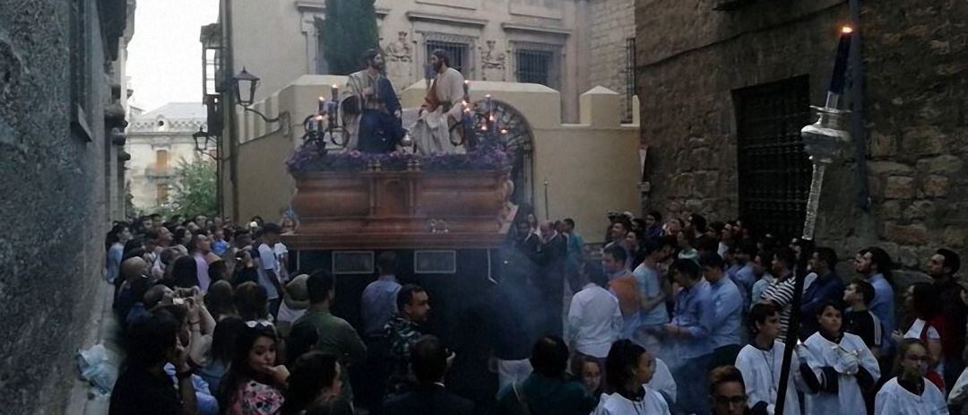 Procesión de la Hermandad del Divino Maestro por las calles de Jaén.