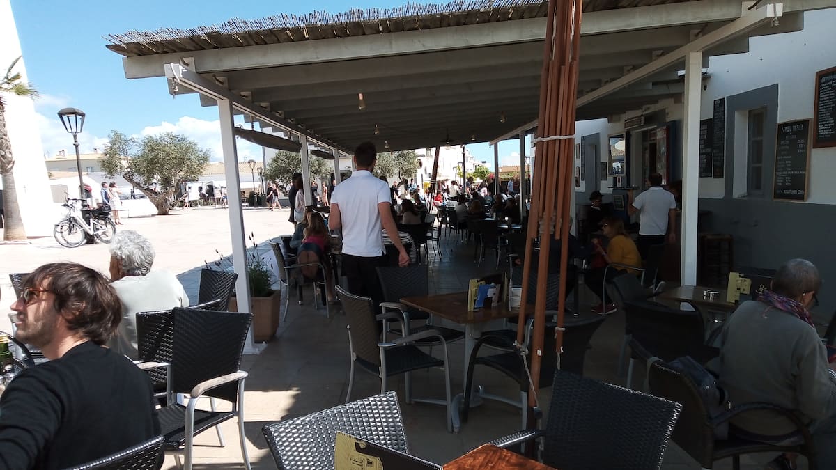 Rojo dice que la rentabilidad de las Pymes pitiusas ha bajado esta temporada por una "desviación de los costes"