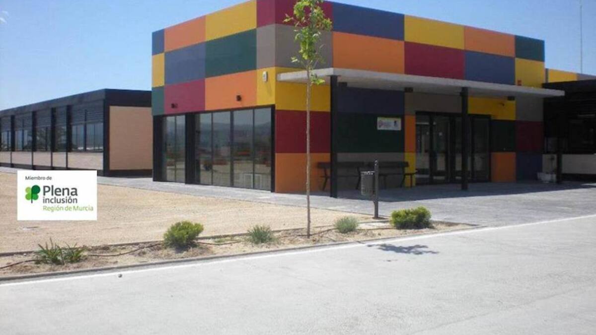 Los usuarios de la residencia de APANDIS pueden reecontrarse de nuevo con sus familiares