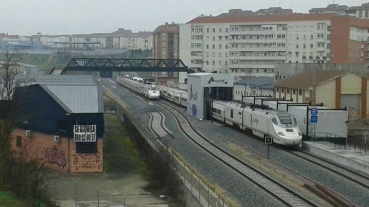 Carlos Perfecto (Usuarios AVE): "Hay muchísima gente que depende a diario del tren madrugador"