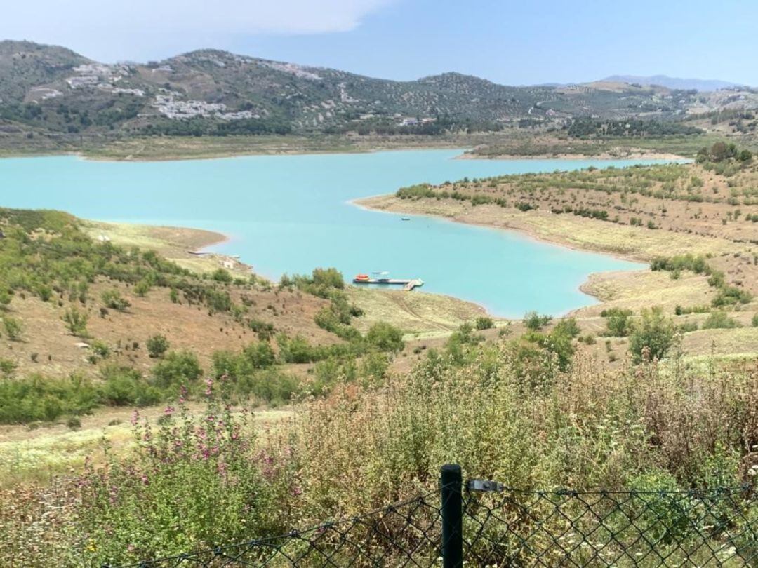 Situación actual del pantano de la Viñuela en la comara de la Axarquía