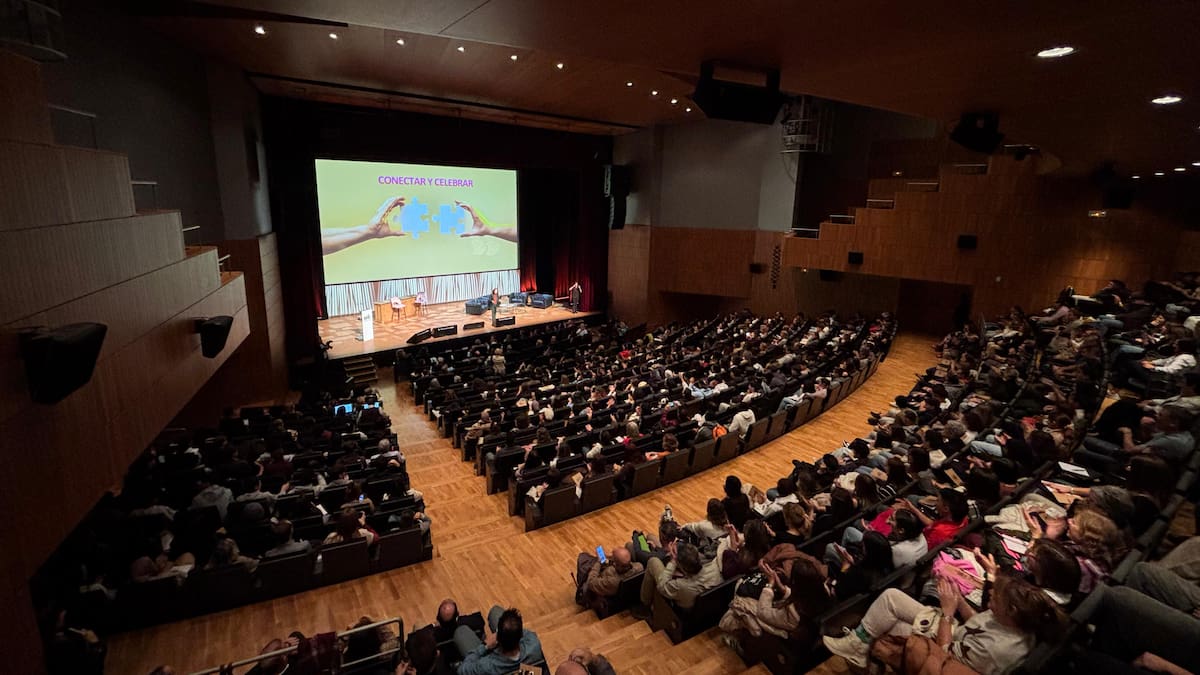 Elsa Punset era la encargada de abrir el SIE Huesca