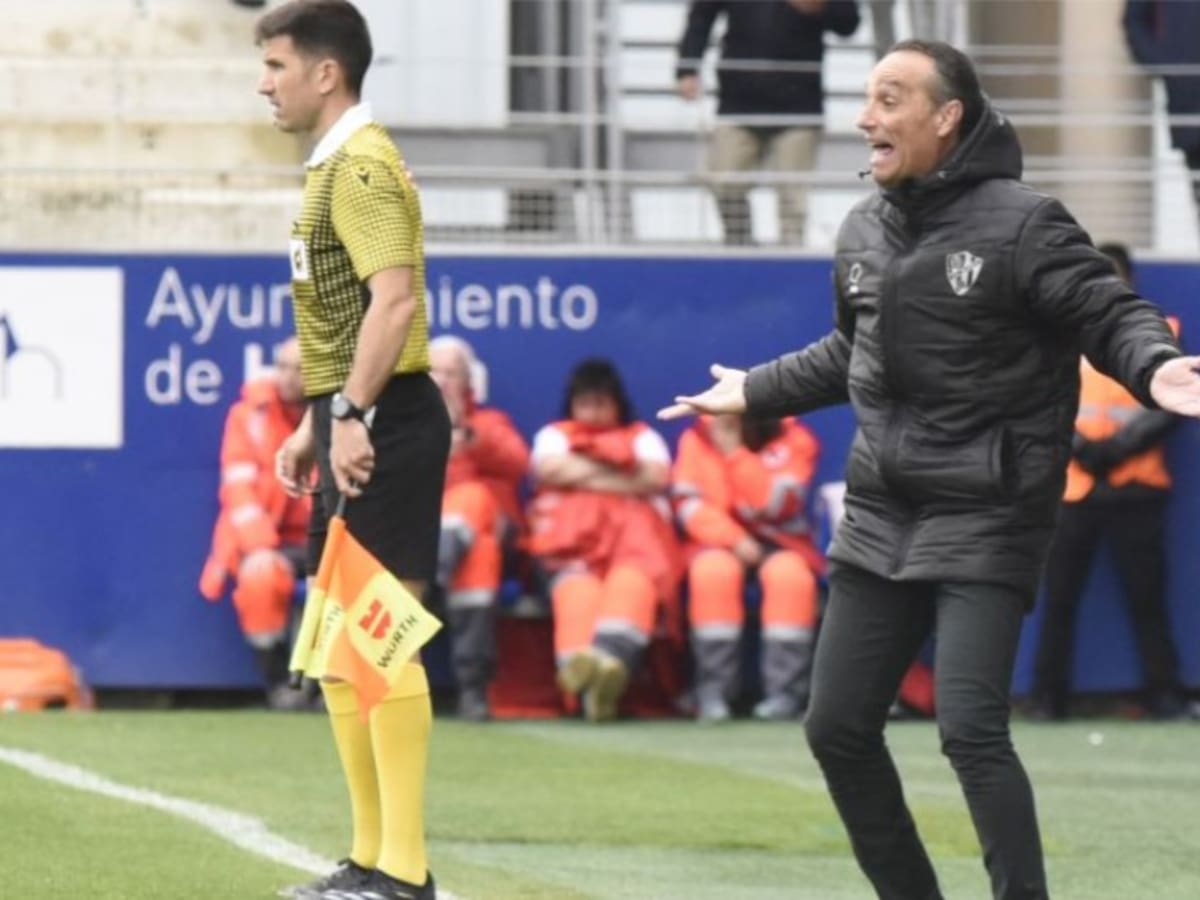 Oltra: "El equipo lo va a pelear y hacer todo lo que esté en nuestra mano para ganar cada partido"