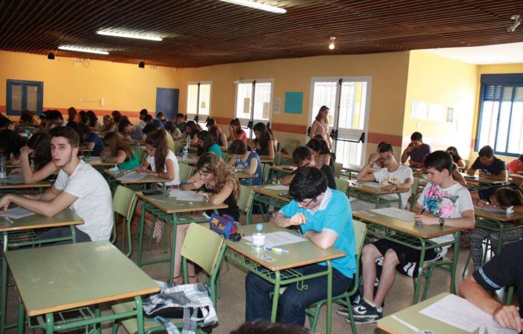 Foto de archivo de una clase de Secundaria.