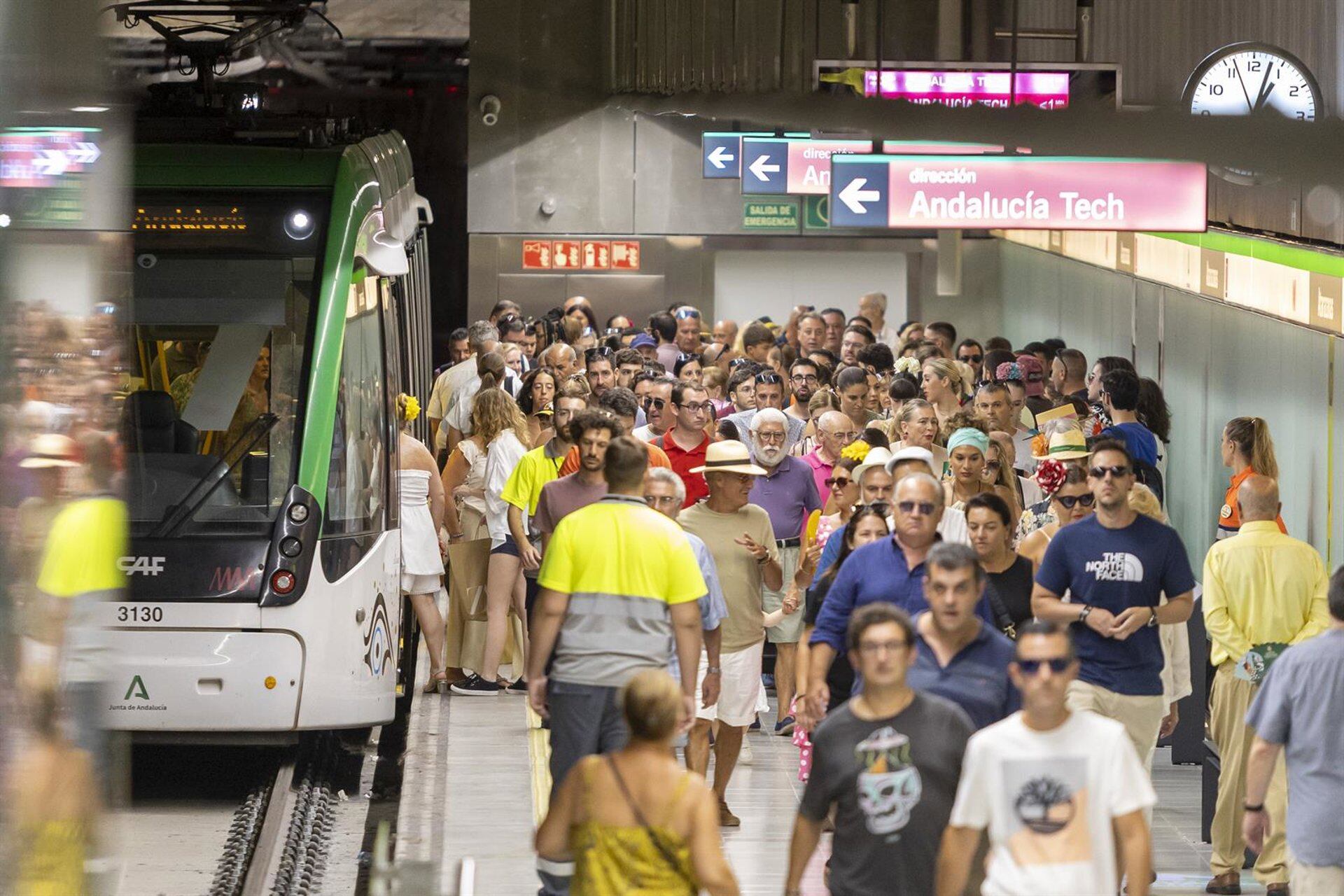 Metro de Málaga durante la Feria