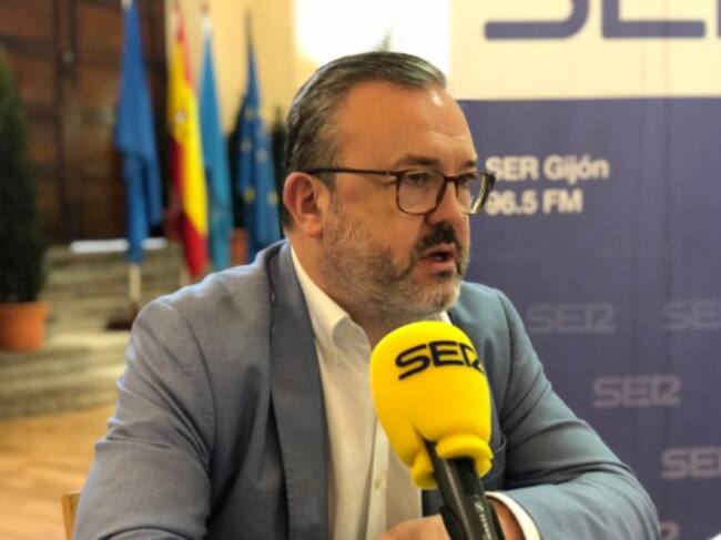 El concejal de Turismo, Alfredo García Quintana, durante el programa.