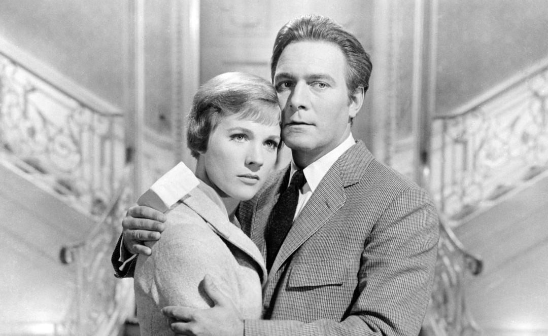 El actor Christopher Plummer durante el rodaje de &#039;Sonrisas y lágrimas&#039; junto a Julie Andrew.