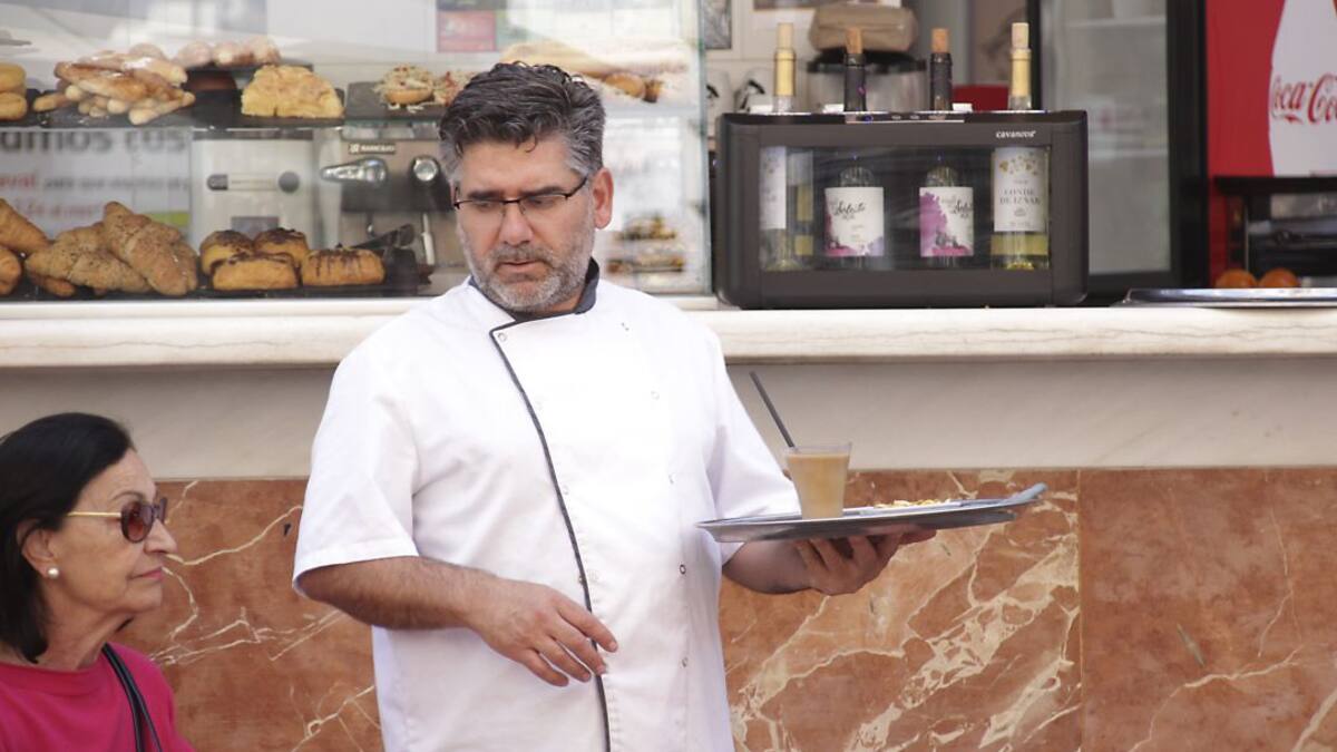 ASHOTUR vuelve a retrasar la renovación del convenio de hostelería