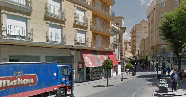 Este lunes sigue cortada la calle Mayor