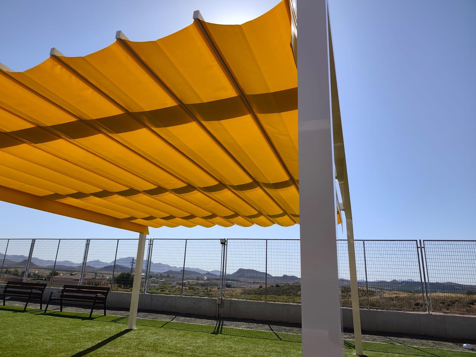 Toldos en el colegio de Almendricos