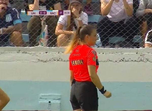 Roberta Echevarría durante el partido