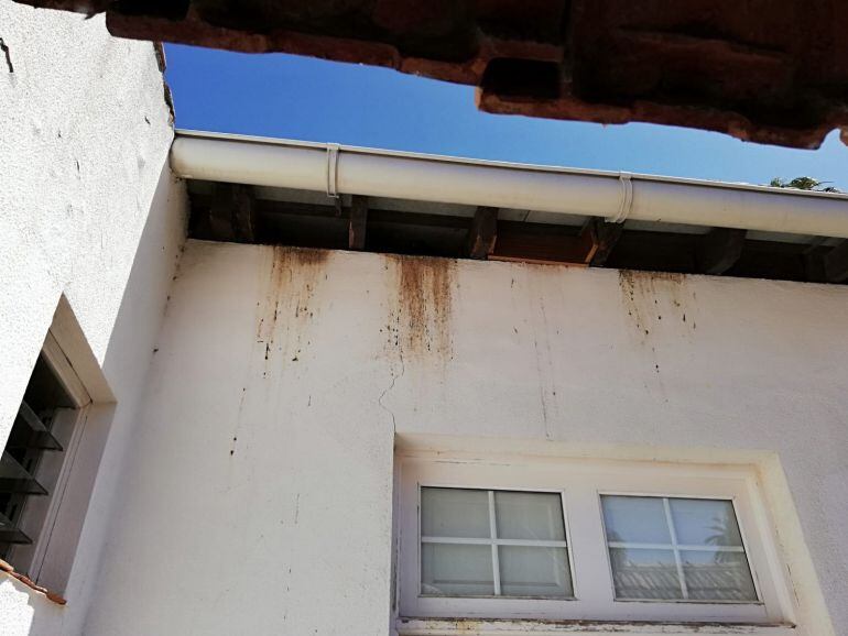 El CEP denuncia la insalubridad en la comisaría de La Laguna