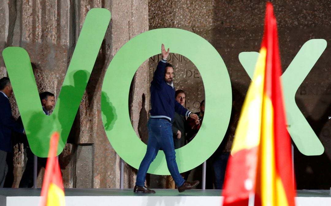 Santiago Abascal, líder de Vox, durante el cierre de campaña del 28-A en Madrid