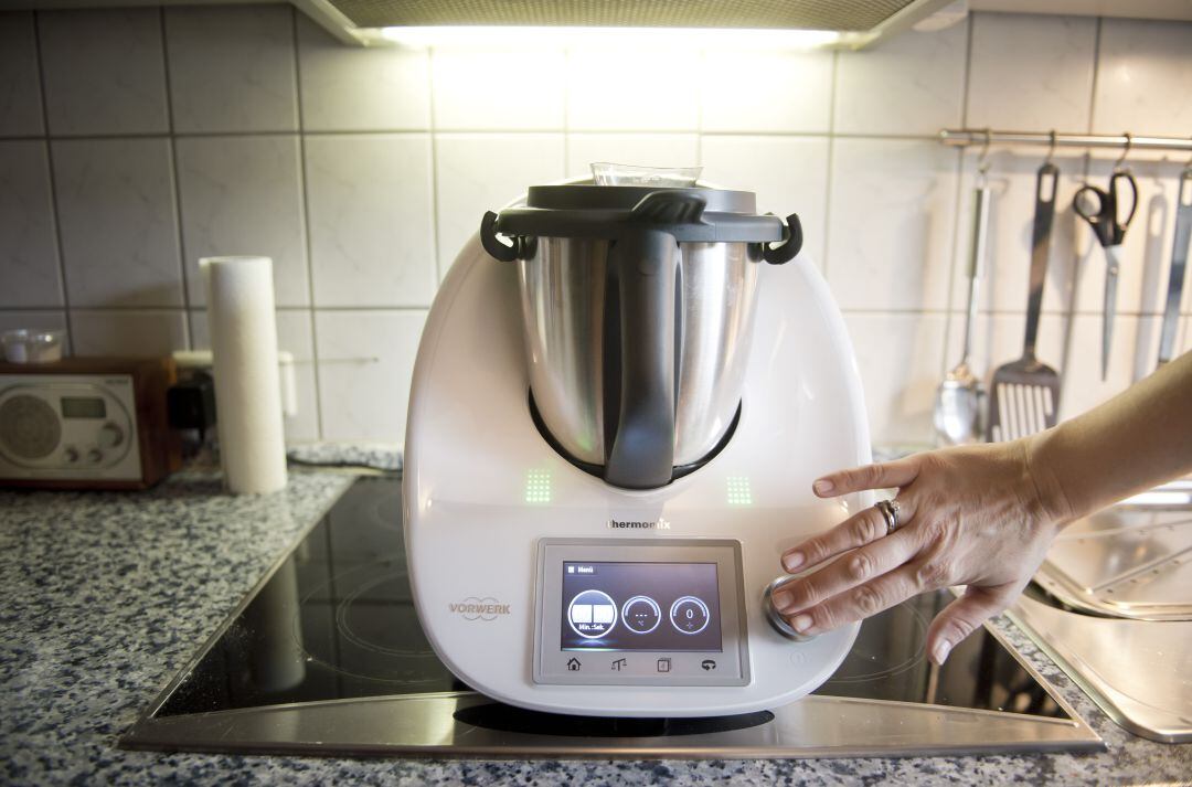 Una Thermomix, en una cocina. 