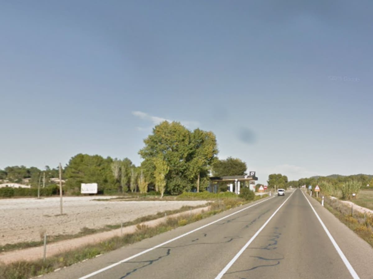 Fallece un ciclista de 50 años en la CV-81 a su paso por el término municipal de Banyeres