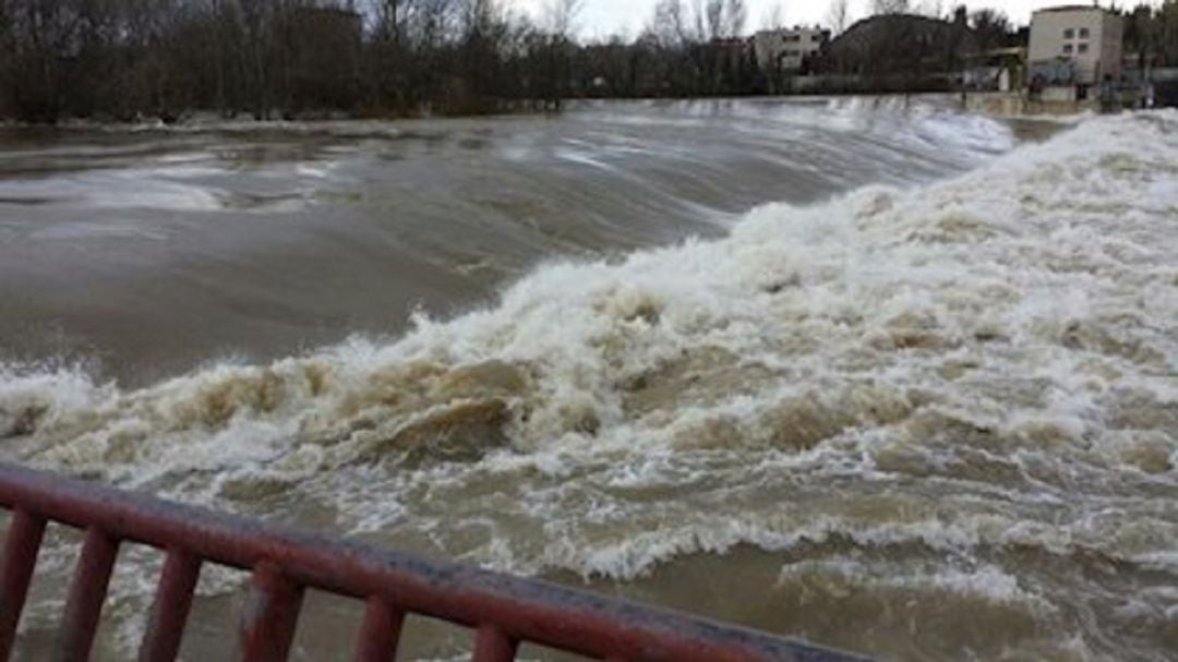 Imagen de archivo del río Ebro a su paso por Logroño.