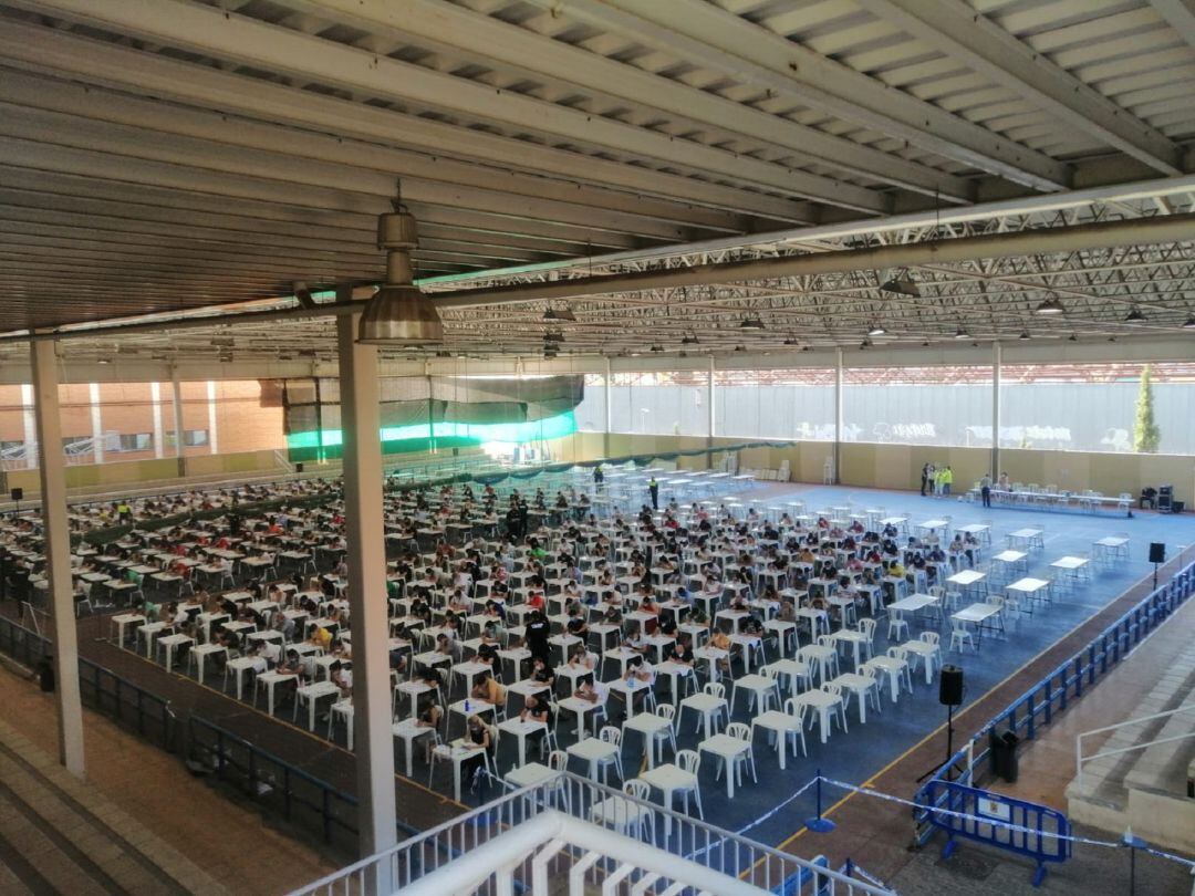 Examen a Policía Local de Linares en el Polideportivo San José.