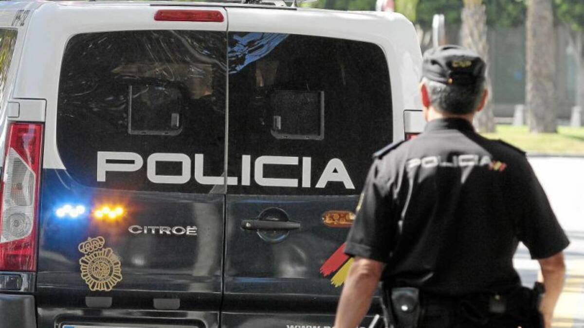 La Policía Nacional detiene a una persona por corrupción de menores