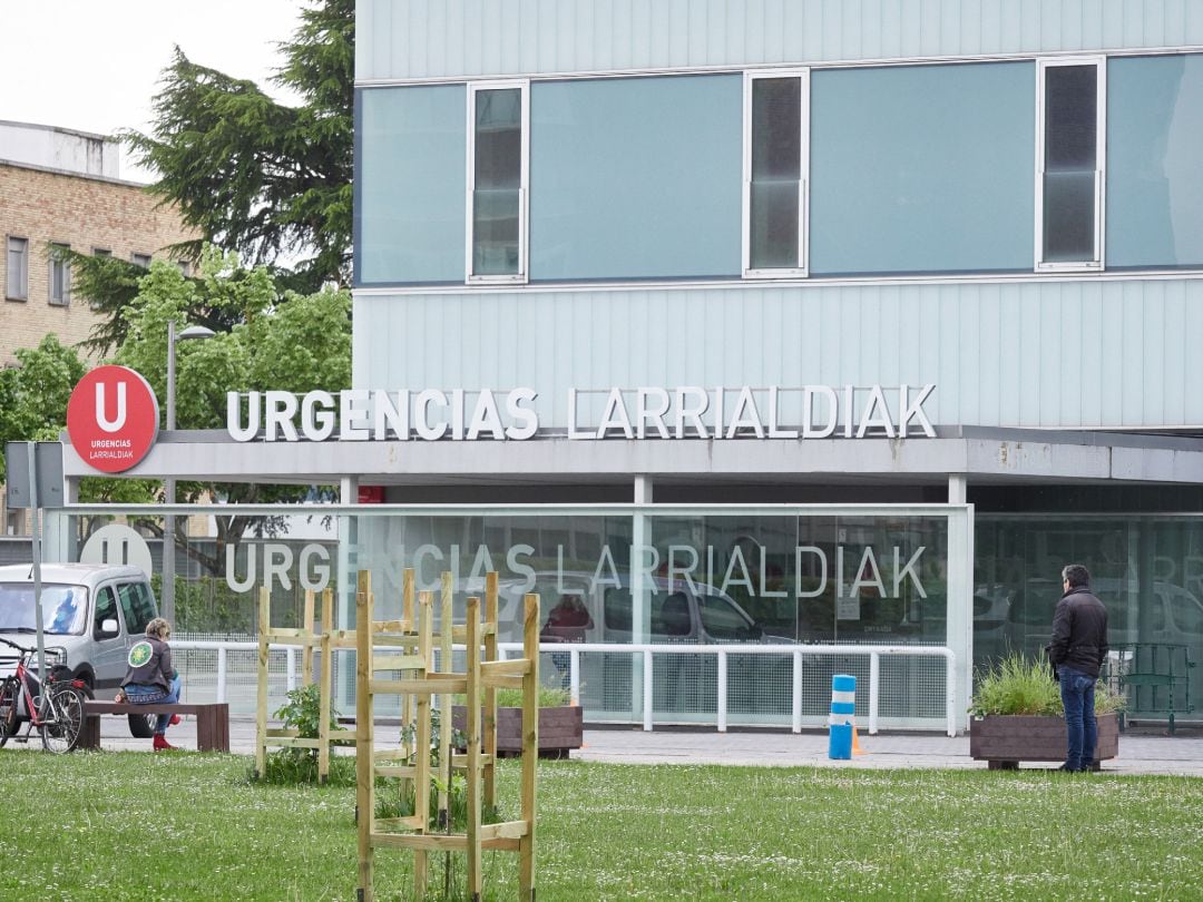 Acceso del Servicio de Urgencias del Complejo Hospitalario de Navarra