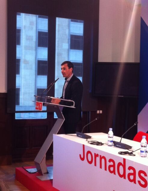 Tomás Gómez en la apertura de la convención de la ' Izquierda Socialista'