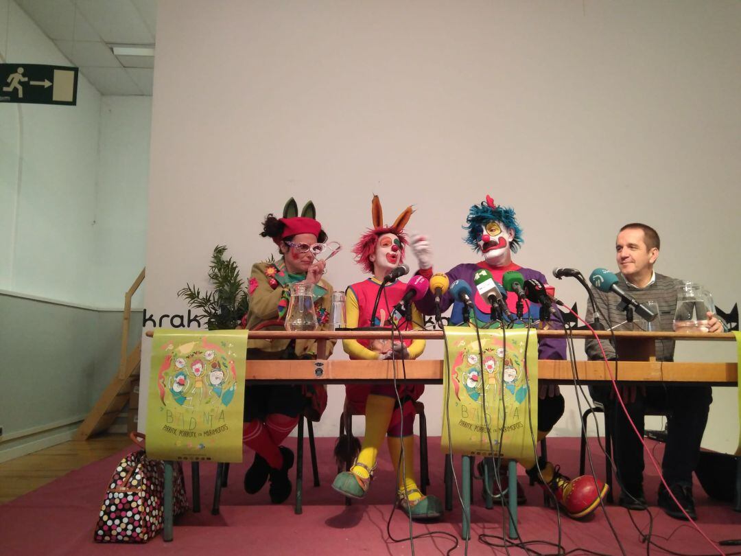 El grupo de payasos 'Pirritx, Porrotx eta Marimotots' valora la resolución del Consejo de Navarra sobre el contrato con el Ayuntamiento de Pamplona