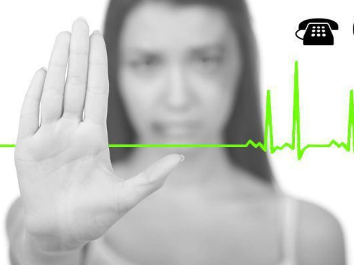 Detenido por haber gritado, golpeado y amenazado presuntamente, a su madre de 53 años en Cartagena