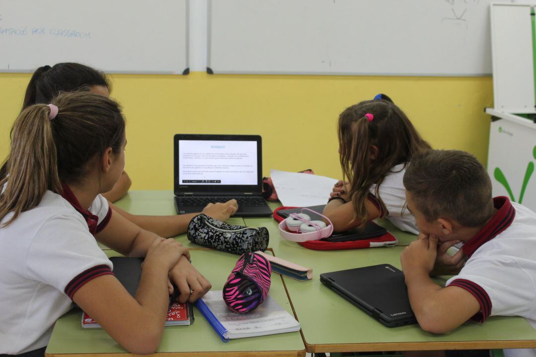 Niños en el colegio