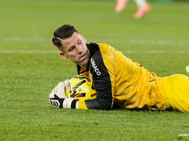 Dani Jiménez ha pedido disculpas por la imagen que dio en los incidentes finales en el derbi entre la SD Huesca y el Real Zaragoza
