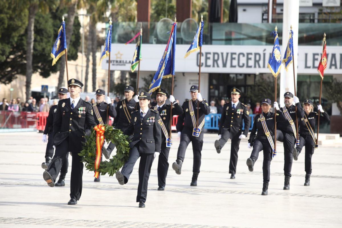 La Policía Nacional ha conmemorado su bicentenario con un acto en el puerto de Cartagena este sábado
