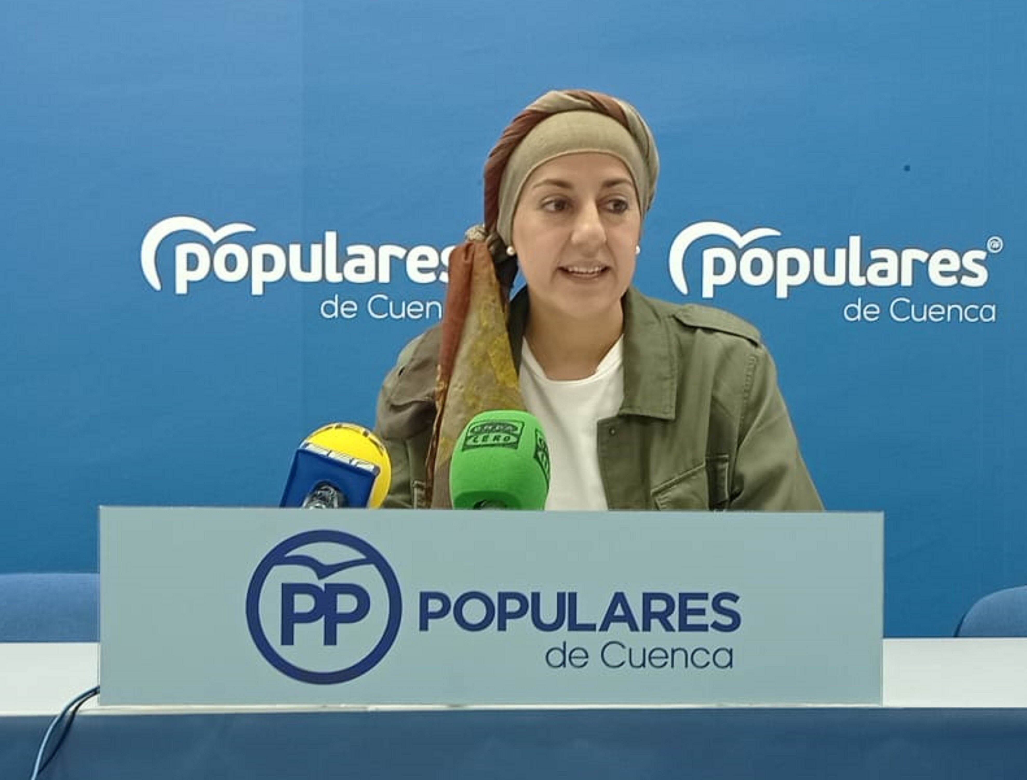 La candidata a las Cortes de Castilla-La Mancha por el PP de Cuenca, María Roldán, en rueda de prensa