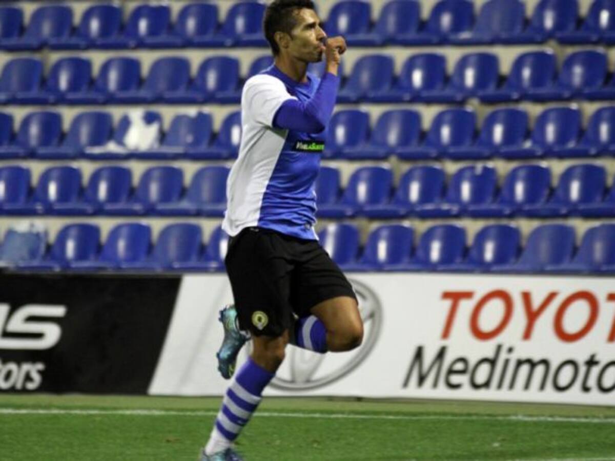 Nieto regresa en el examen al fondo de armario del Hércules ante el Llosetense