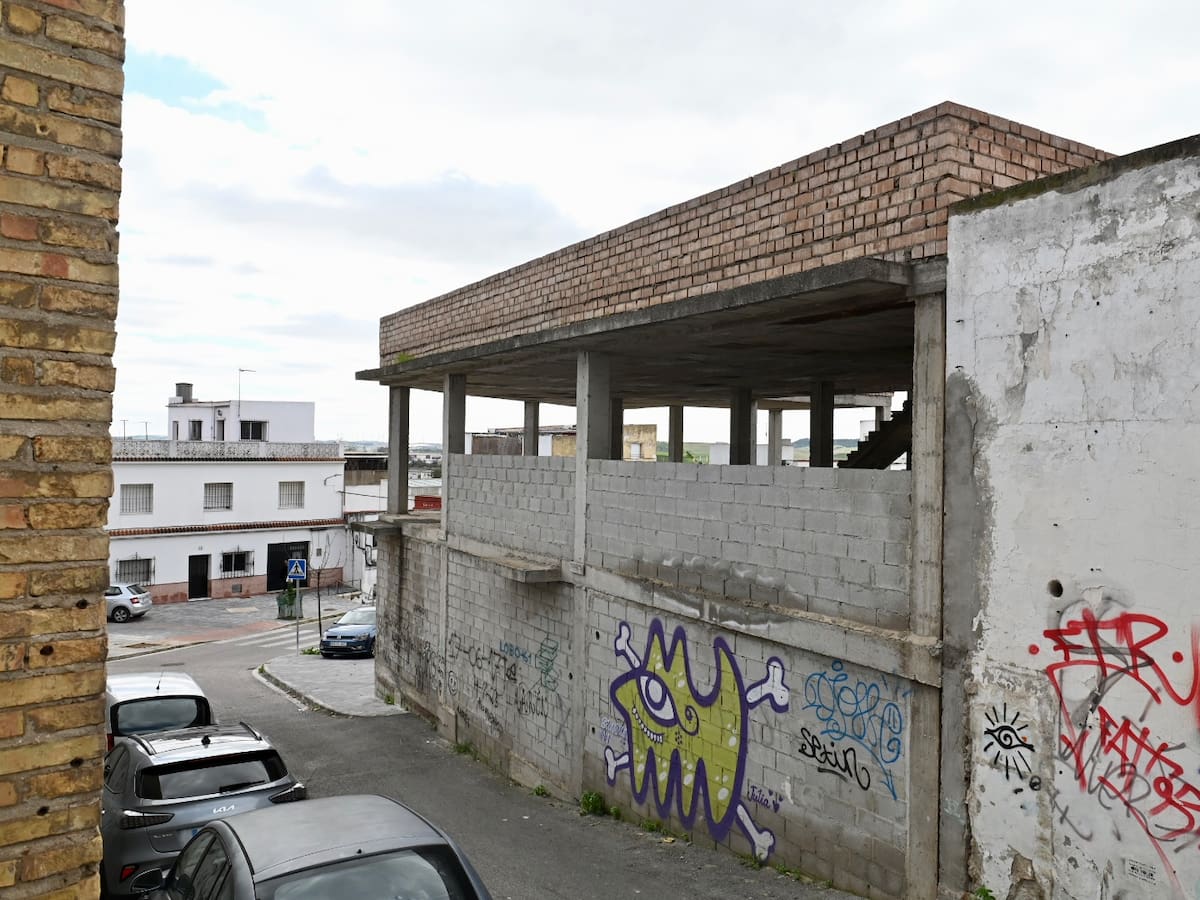 Adjudicada mediante venta forzosa la finca de la calle Fernán Caballero 13