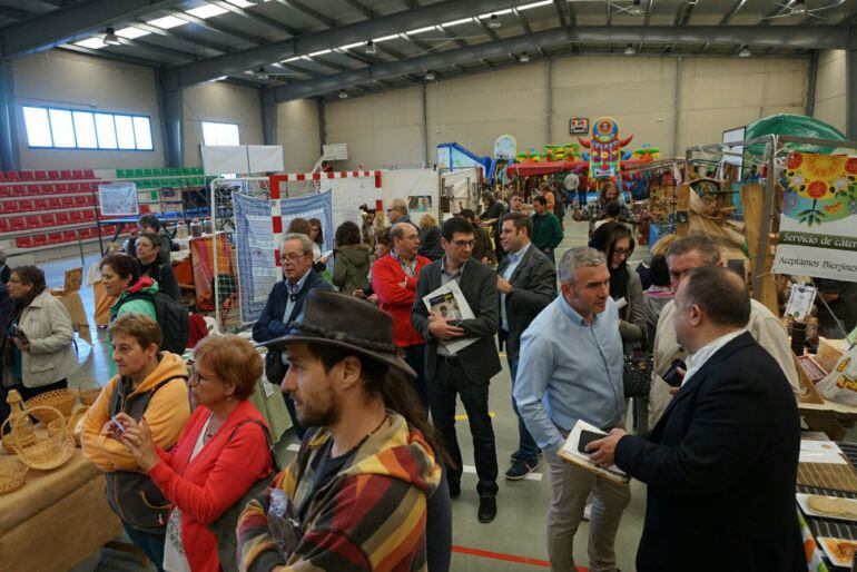 Feria de Turismo de Atudebial en La Ribera de Folgoso