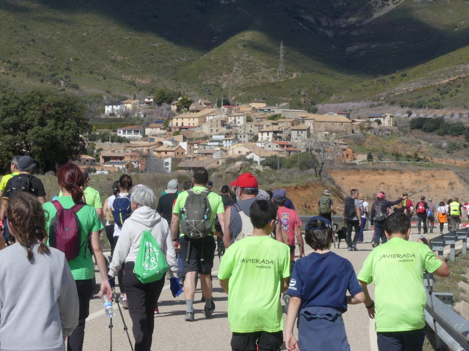 Marcha solidaria de Nueno