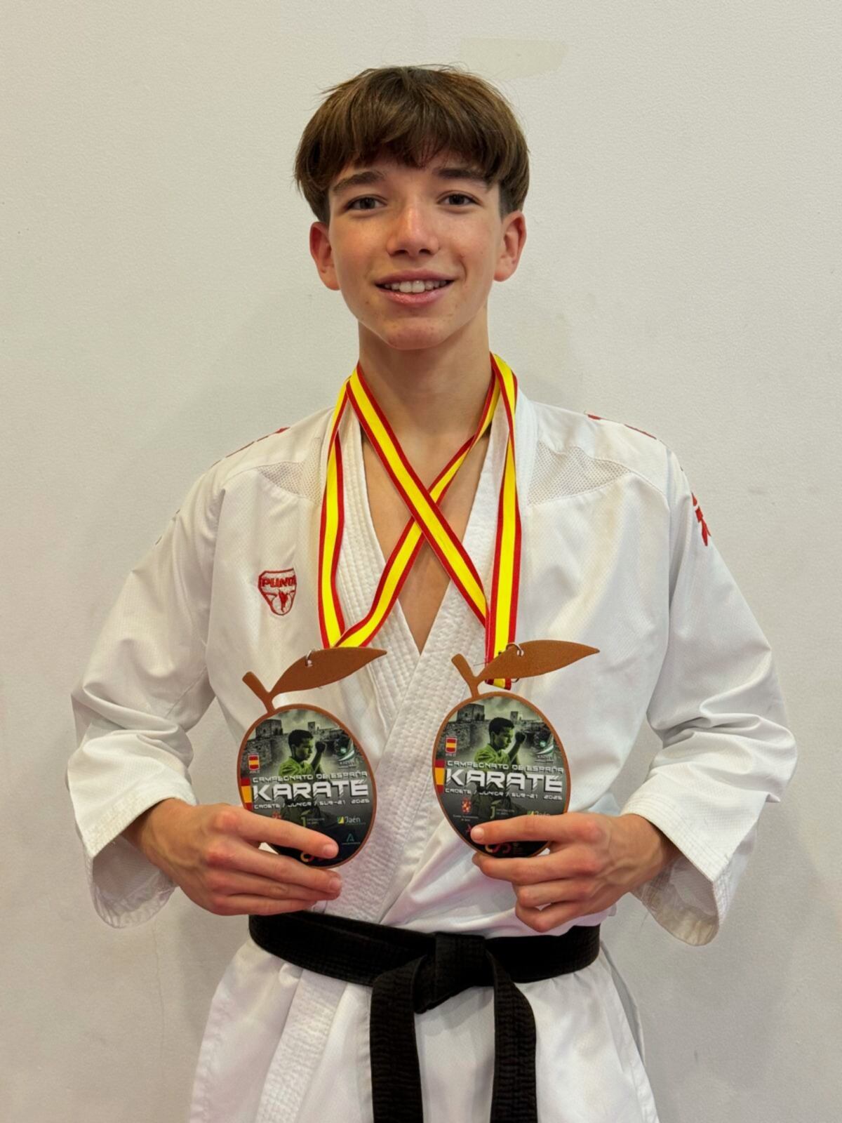 Aitor Faner suma dues medalles al nacional de karate.