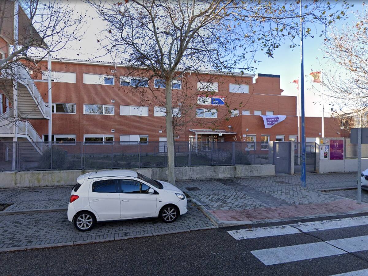 Enrique Ossorio, portavoz de la Comunidad de Madrid, repasa las inversiones para terminar dos IES en Parla y Leganés