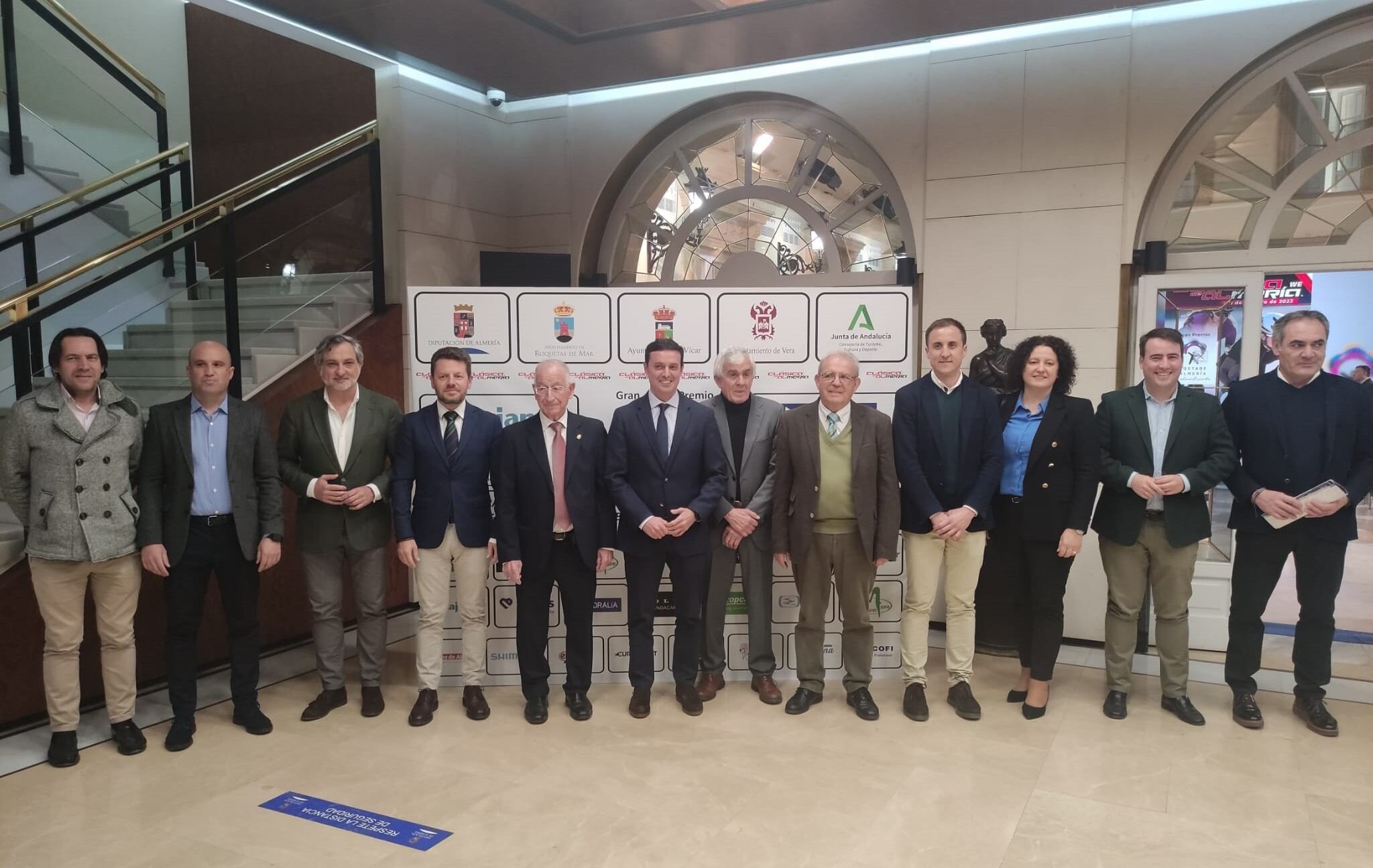 Espectacular presentación de una carrera que lanzará la provincia al mundo.