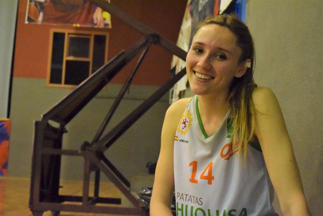 Marta Pérez, durante su etapa en el CB Aros