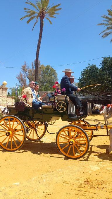 José Andrés durante la grabación de la docuserie en la Feria del Caballo