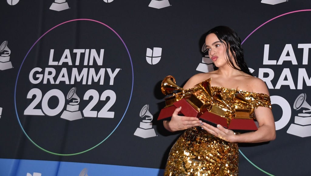 En la gala de los Grammy Latinos de 2022, celebrados en Las Vegas, Rosalía resultó la gran triunfadora de la noche