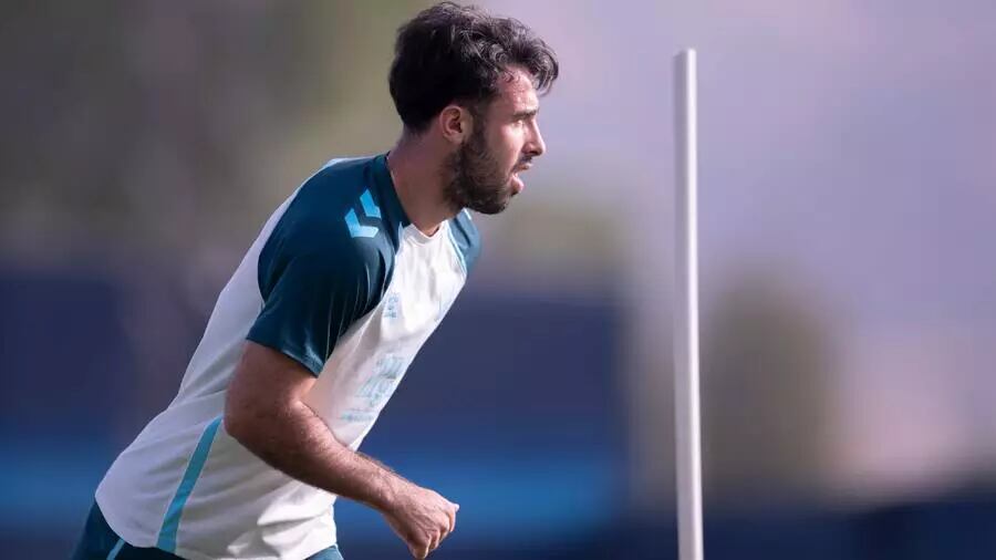 Carlos Puga entrenando en el Anexo de La Rosaleda