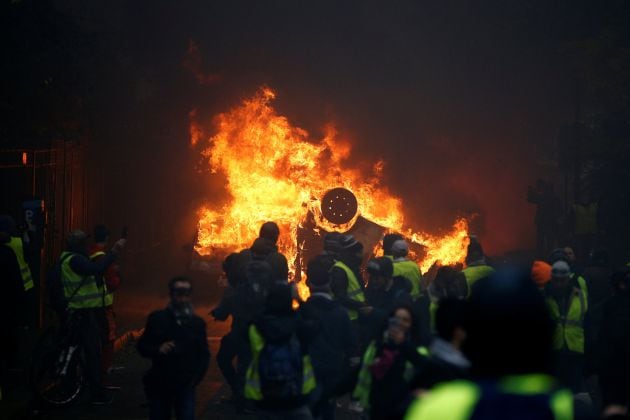 Las impactantes imágenes que ha dejado al protesta de los &#039;chalecos amarillos&#039; en París