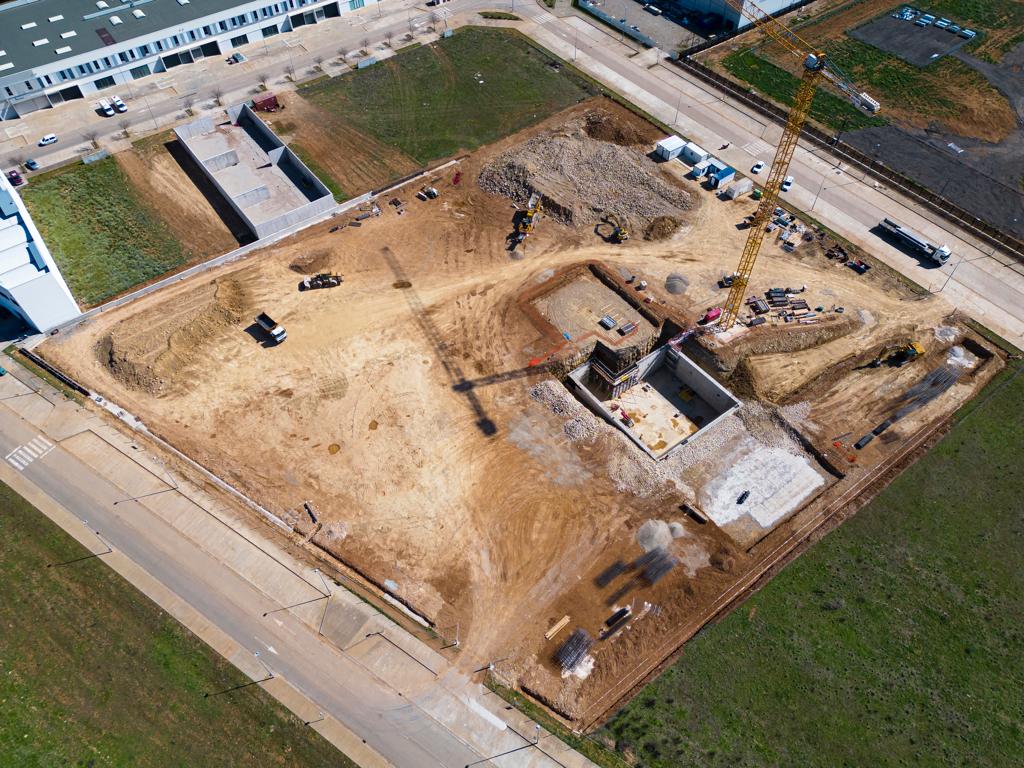 Obras de Faes-Farma en Huesca