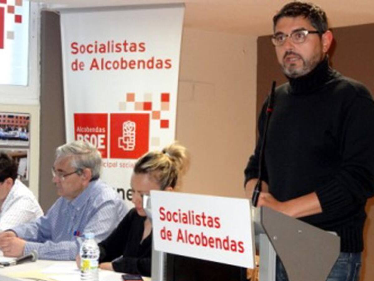 Militantes socialistas apoyan las gestión de Rafael Sánchez Acera