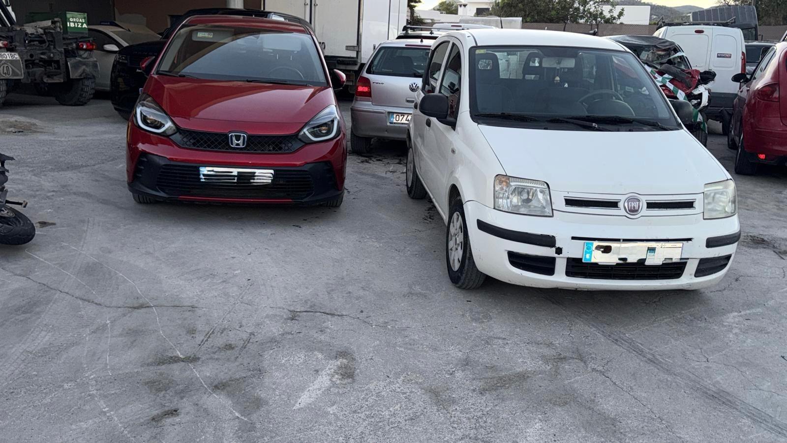 Imagen de los coches durante el control