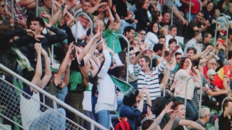 La afición del Elche C.F. vuelve a ilusionarse con su equipo