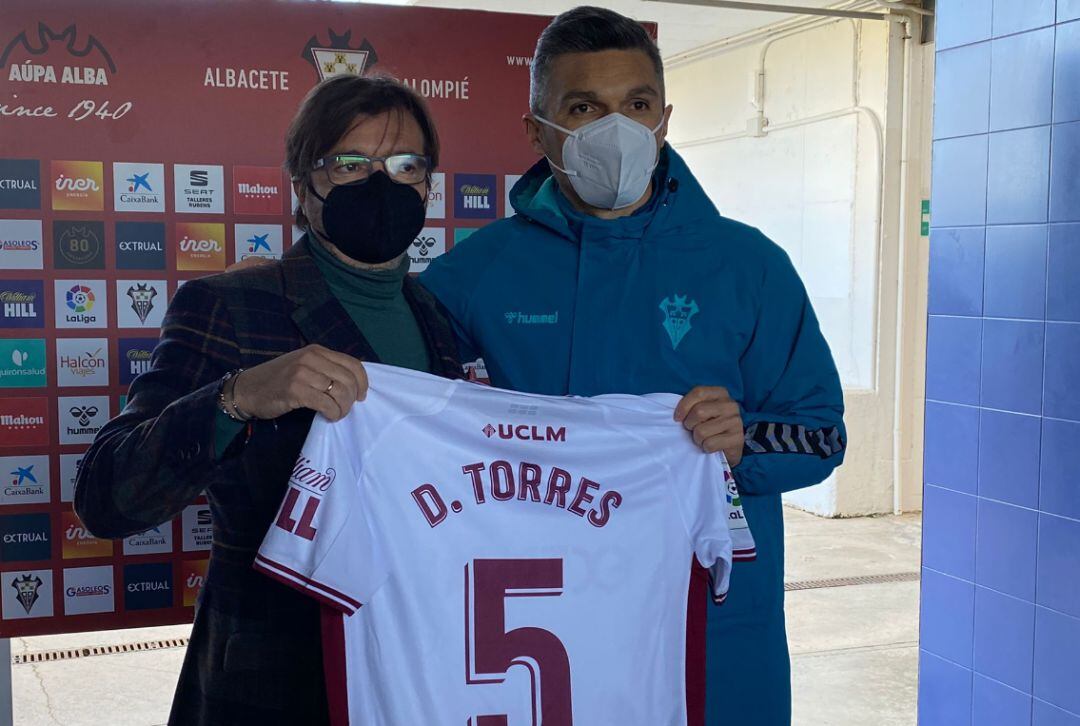 Dani Torres, durante su presentación como jugador del Albacete