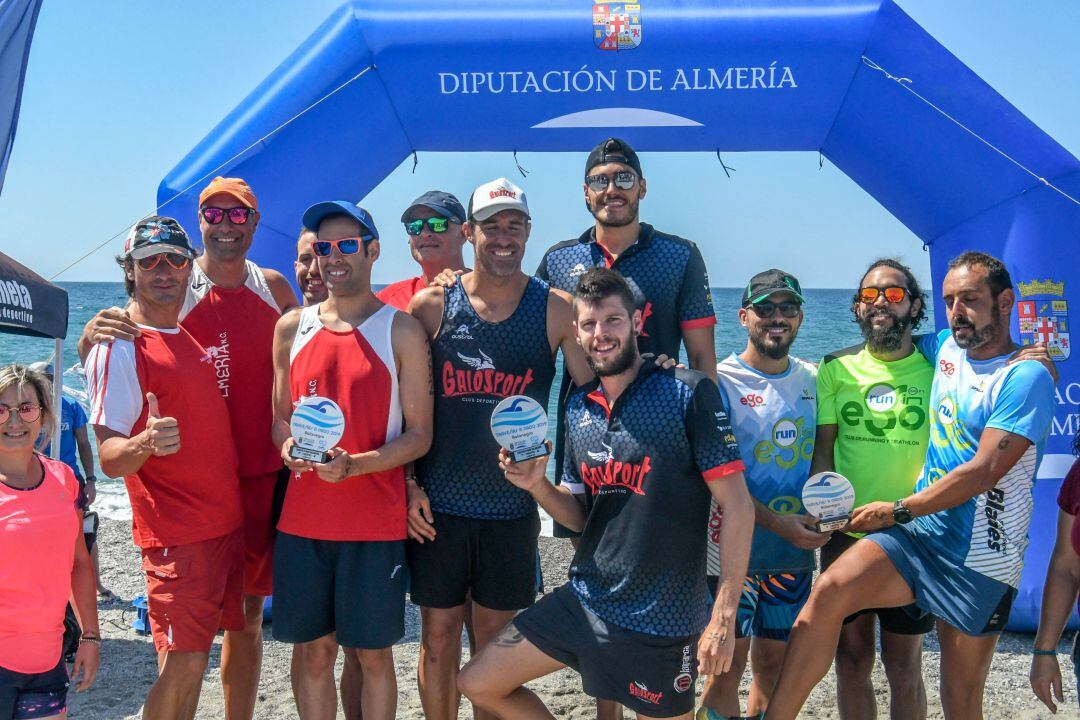 Los vencedores en la última carrera del Circuito Provincial.