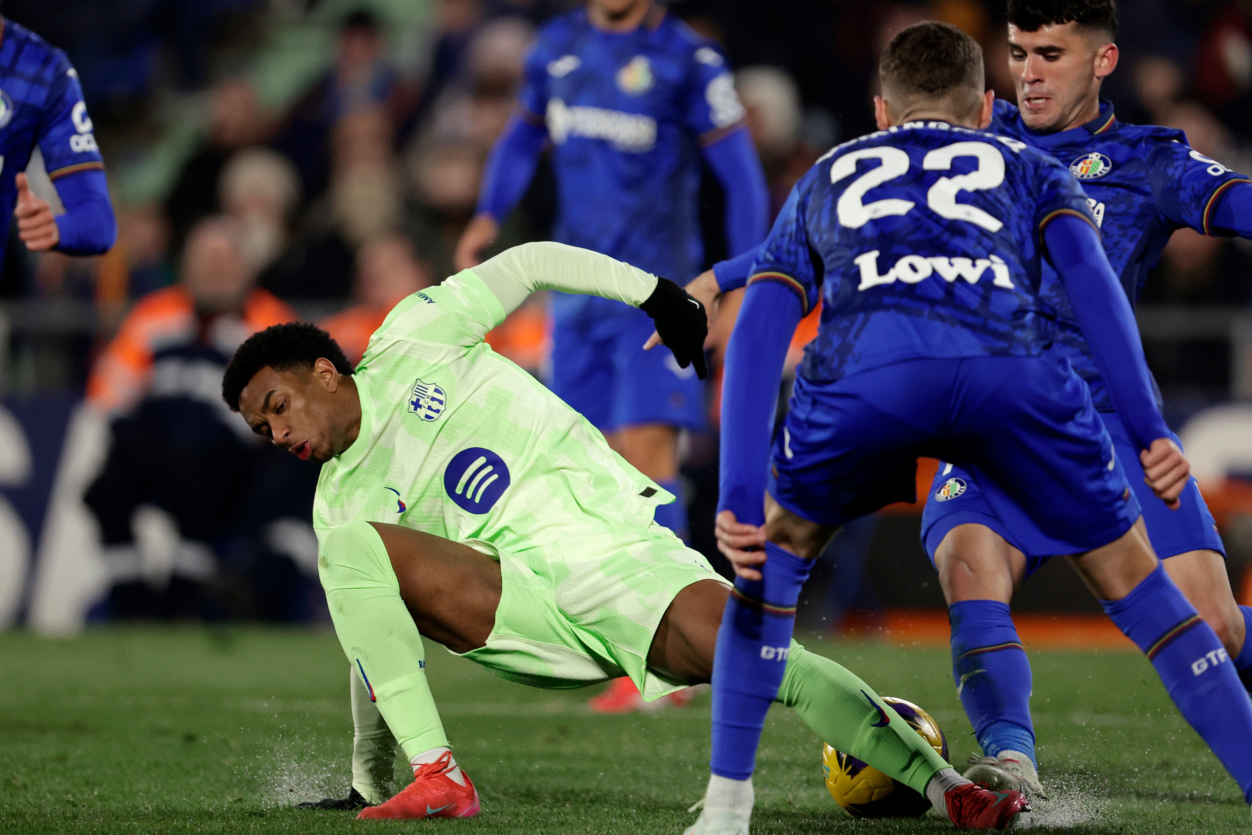 Alejandro Balde, durante el Getafe CF - FC Barcelona de Liga disputado en el Coliseum