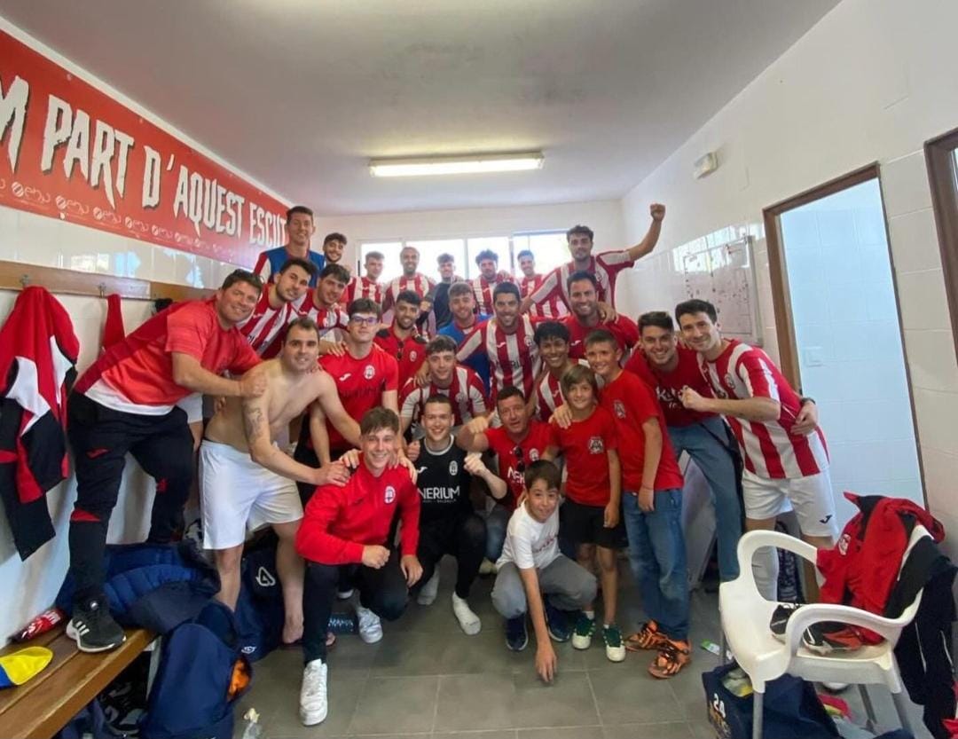 Celebració d'un encontre del CF Llutxent
